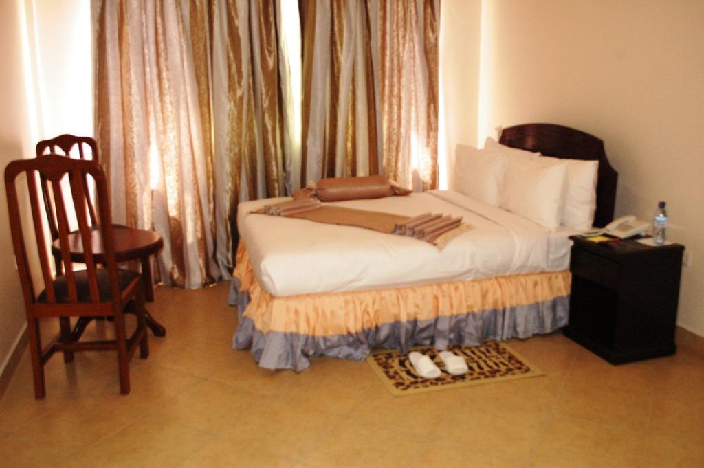 Grace Land Hotel Arusha Oda fotoğraf
